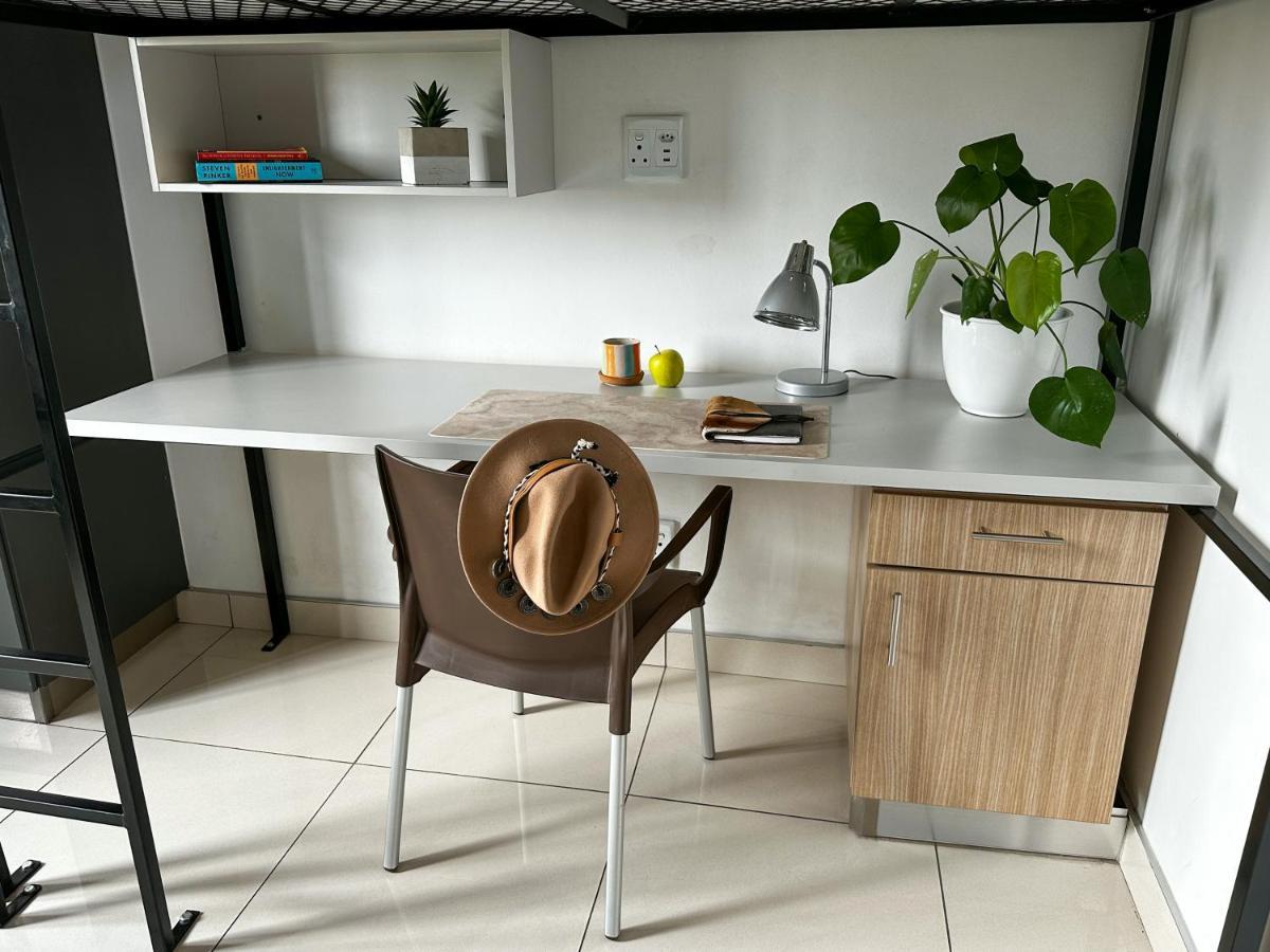 Tate Village Windhoek Dış mekan fotoğraf