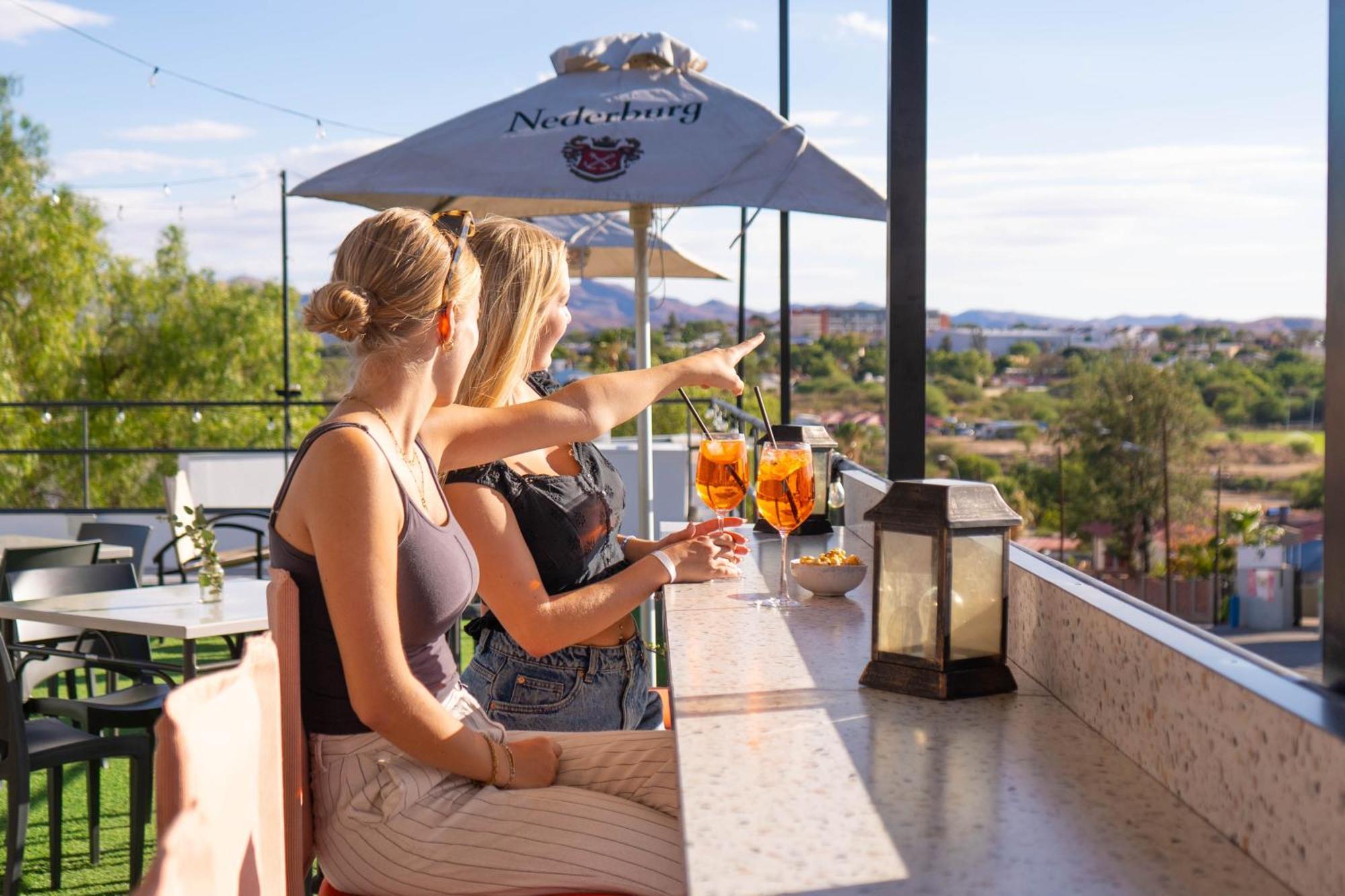 Tate Village Windhoek Dış mekan fotoğraf